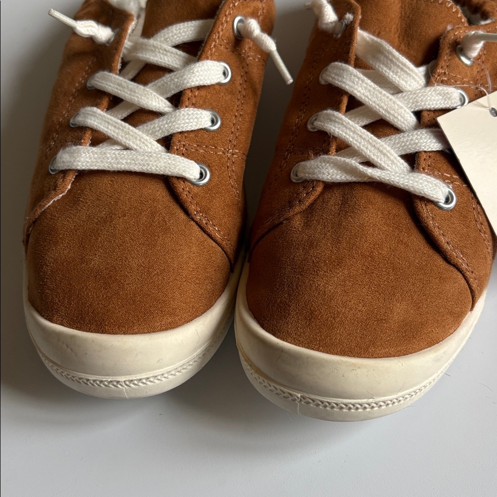 NWT SO Women's Sneakers in Brown and White